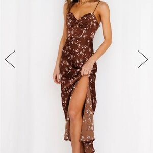 Worn Once Hello Molly Midi Dress